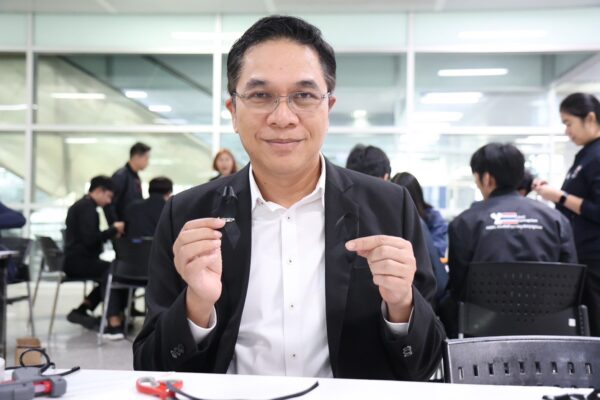 รฟฟท.ชวนประดิษฐ์ริบบิ้นสีดำ ถวายความอาลัย